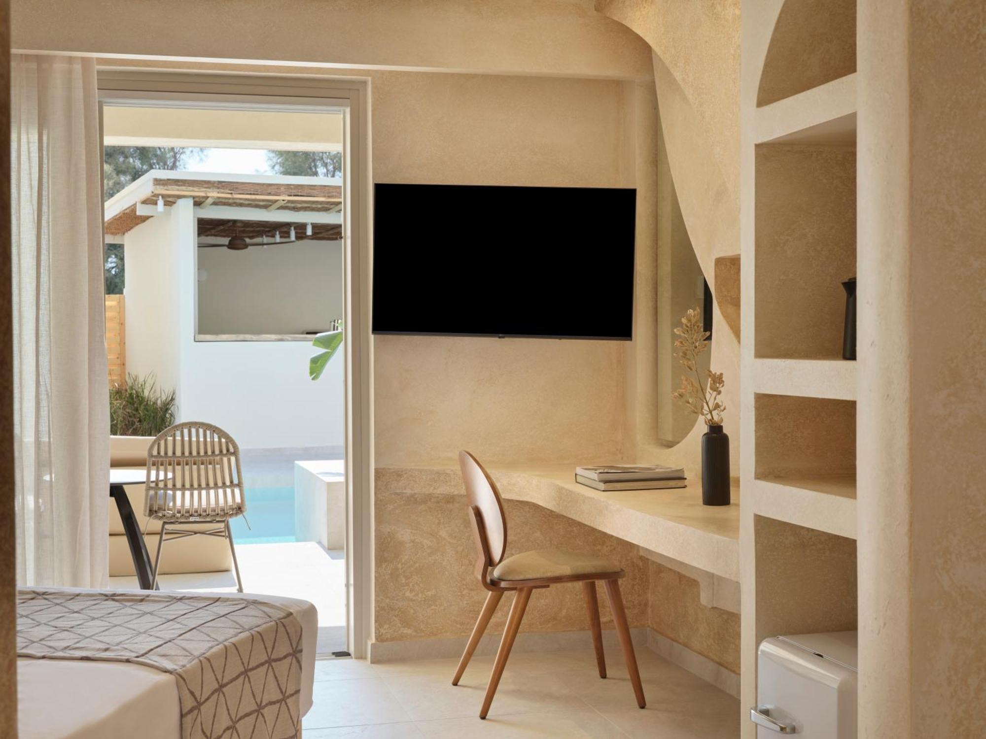 Heyday Luxury Suites Períssa Extérieur photo
