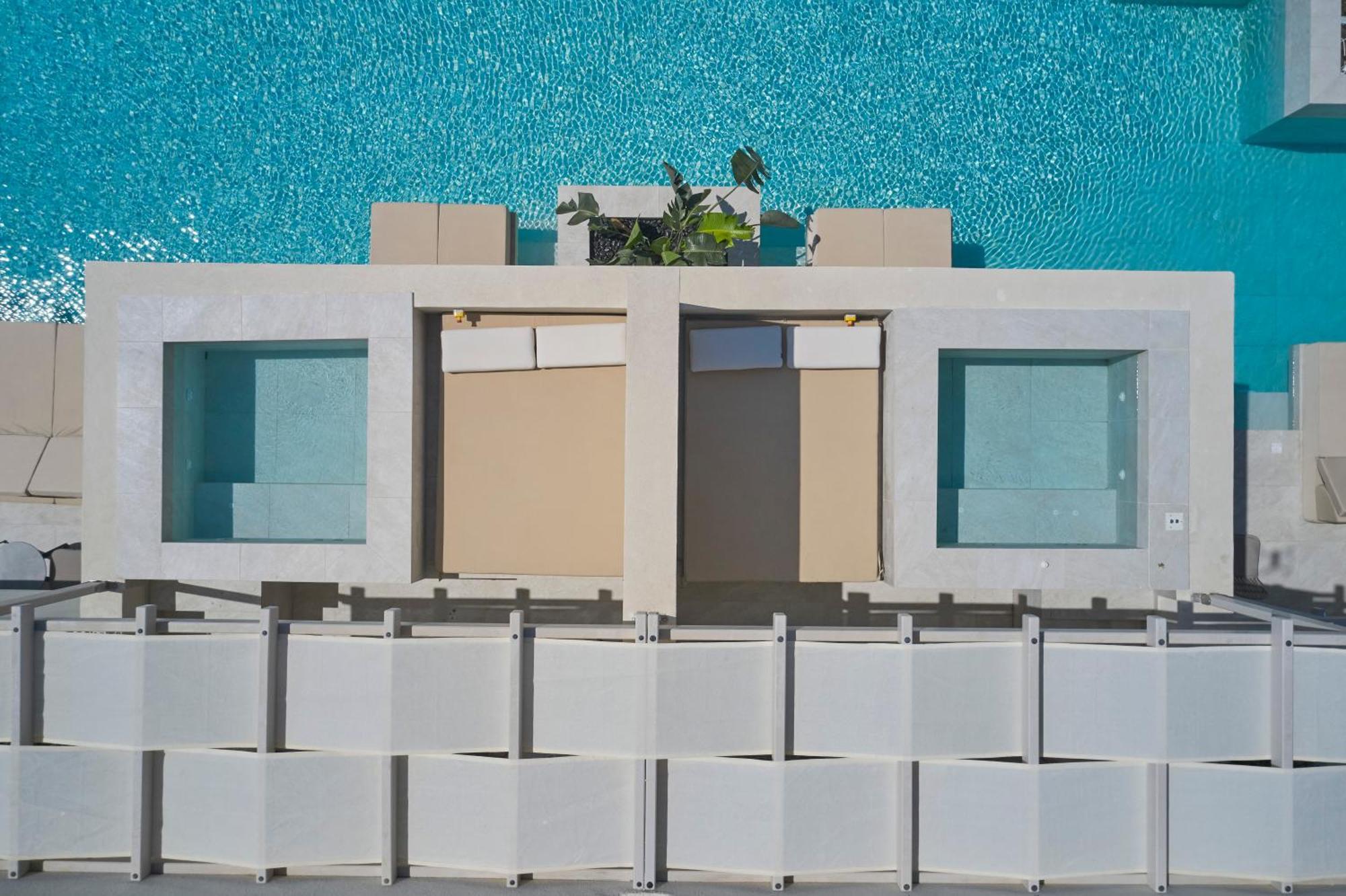 Heyday Luxury Suites Períssa Extérieur photo