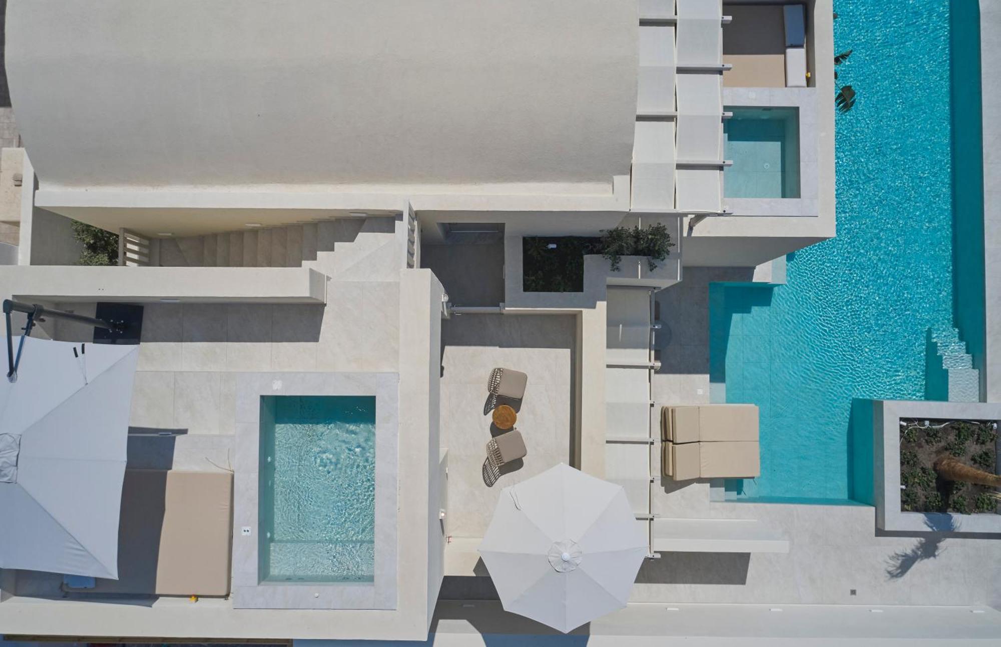 Heyday Luxury Suites Períssa Extérieur photo