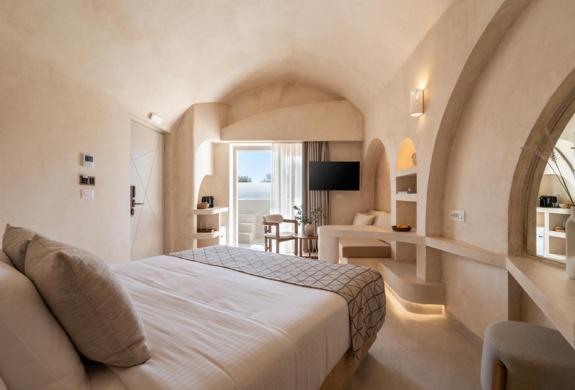 Heyday Luxury Suites Períssa Extérieur photo