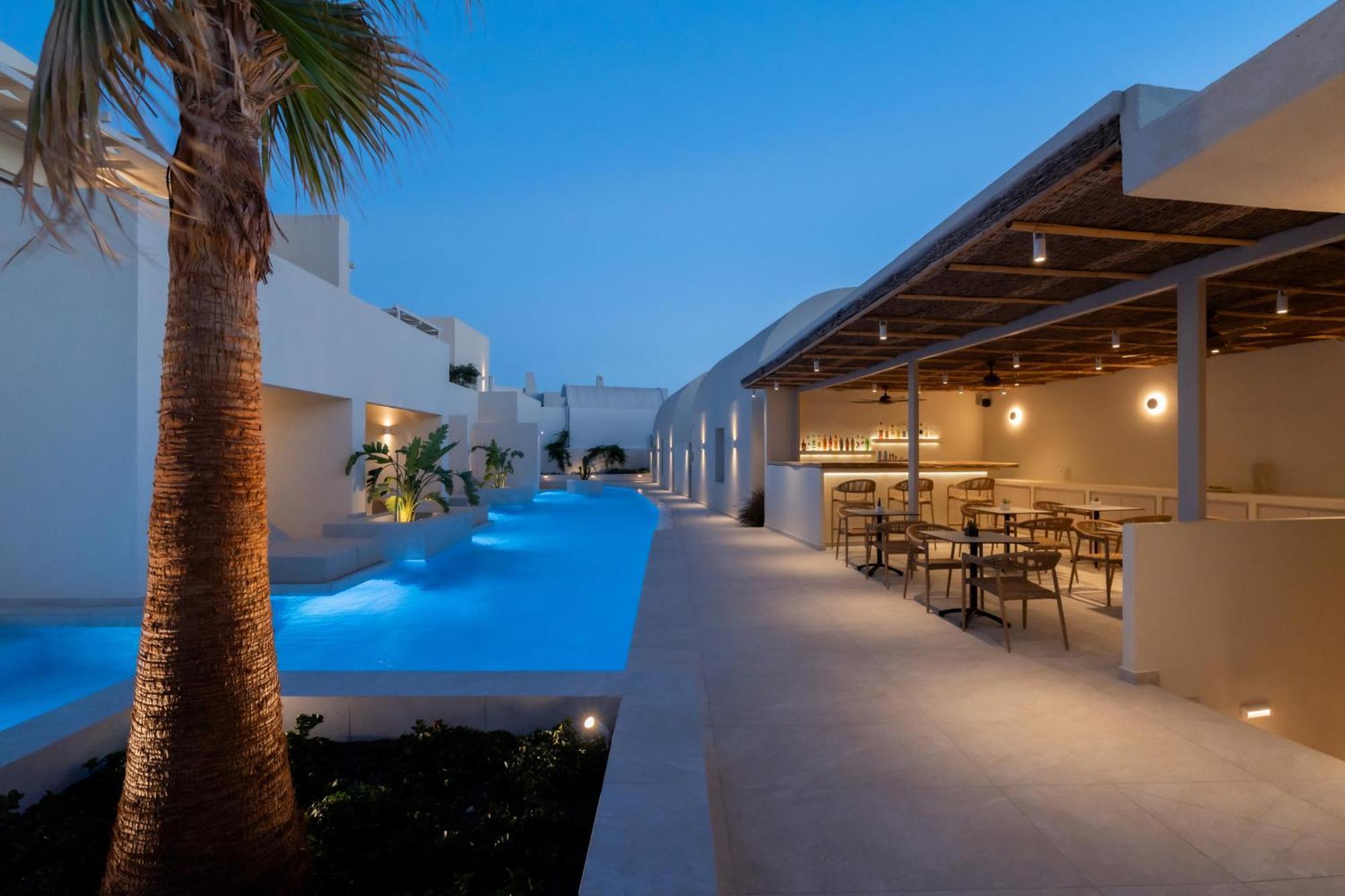 Heyday Luxury Suites Períssa Extérieur photo